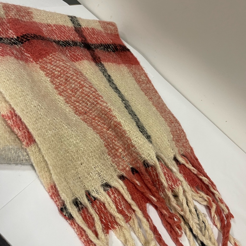 Lauren Conrad Scarf